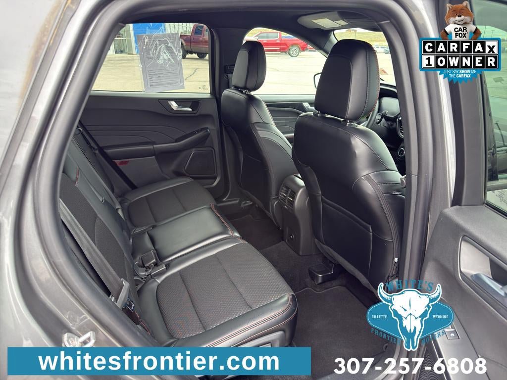 Used 2025 Ford Escape ST-Line Select AWD/4WD image 11