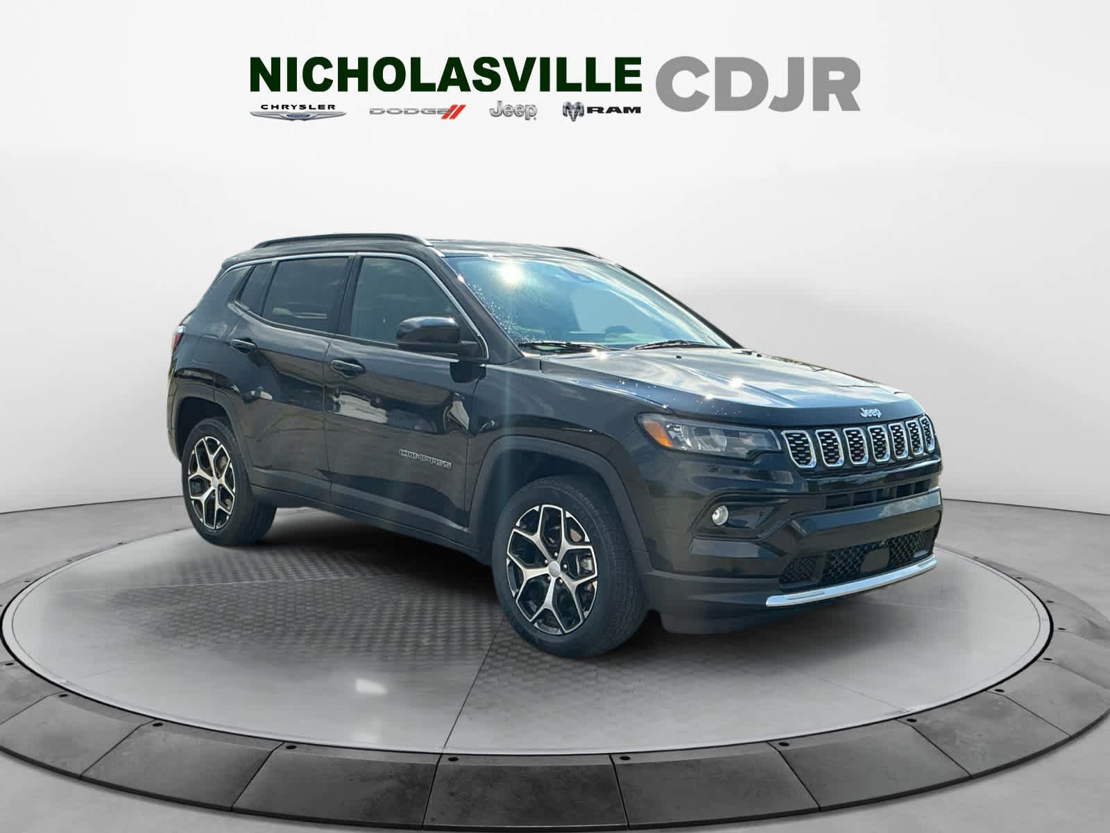 Used 2024 Jeep Compass Limited AWD/4WD image 7