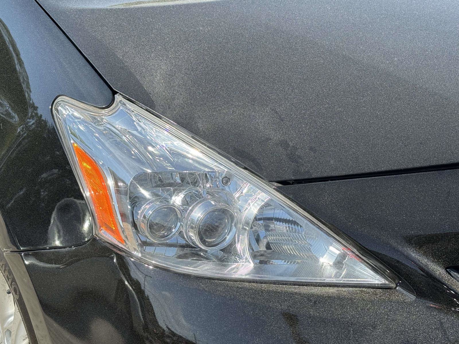 Used 2014 Toyota Prius V Five FWD image 8