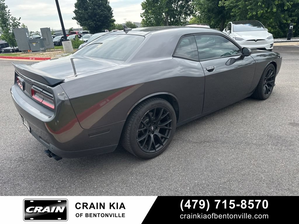 Used 2018 Dodge Challenger R/T Scat Pack w/ Leather Interior Group RWD image 6
