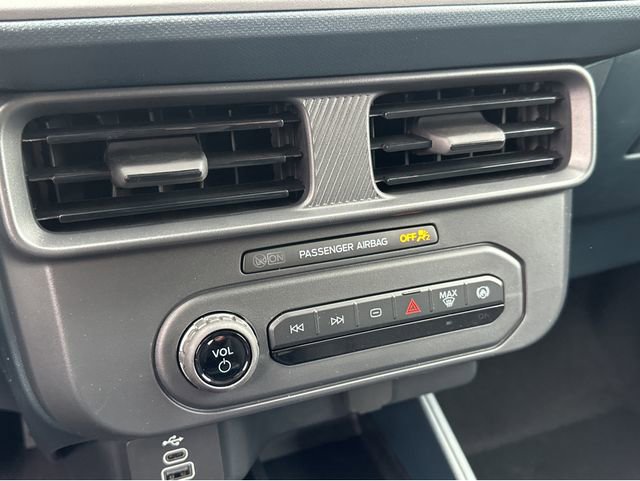 New 2026 Ford Maverick XL image 20