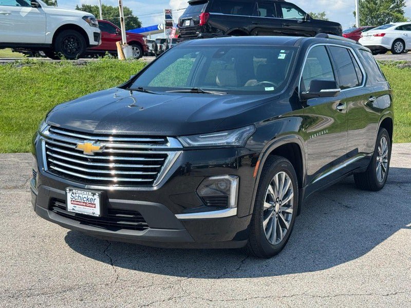Used 2023 Chevrolet Traverse Premier w/ LPO, Floor Liner Package AWD/4WD image 8