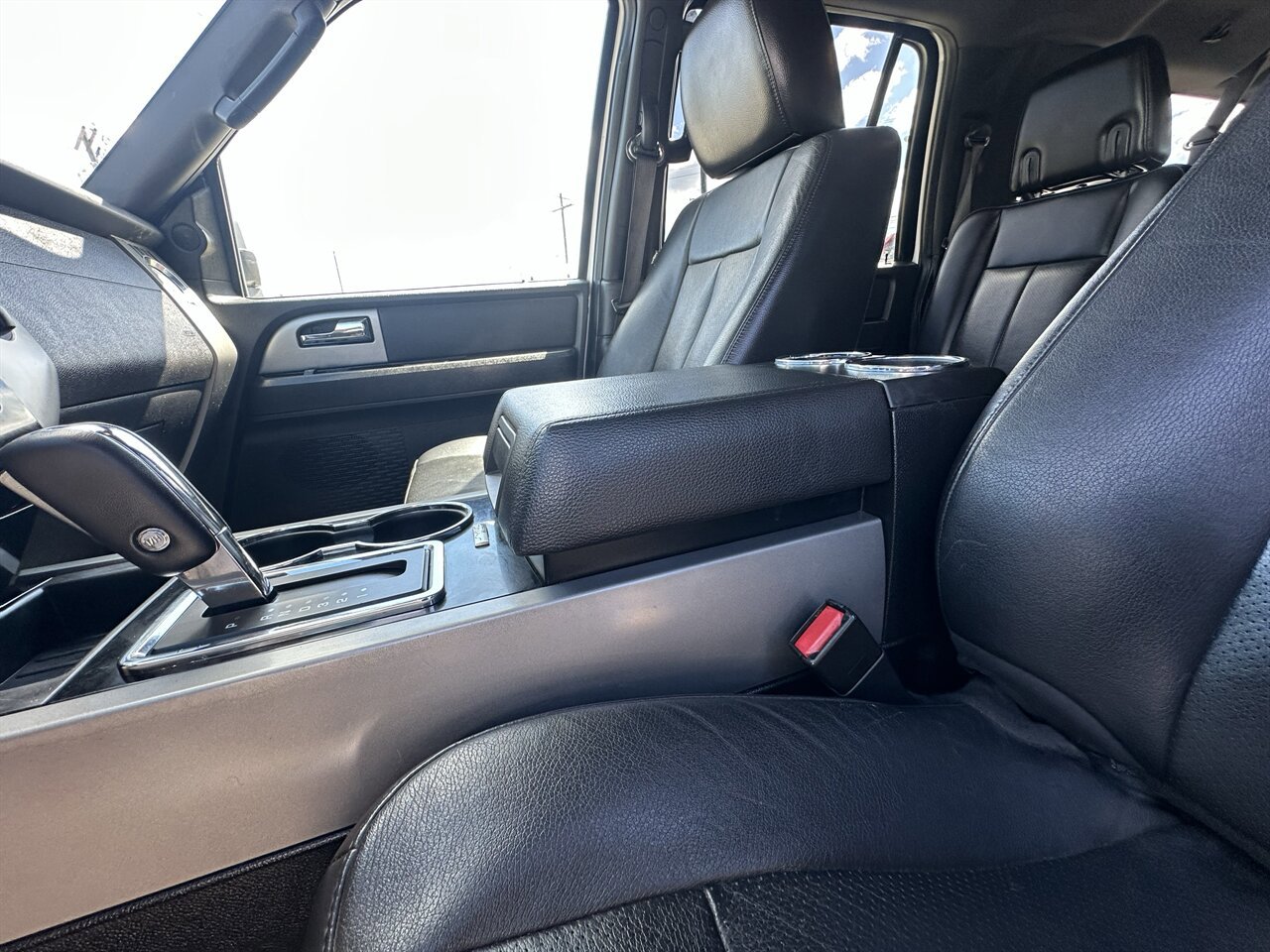 Used 2014 Ford Expedition EL Limited w/ Equipment Group 301A AWD/4WD image 42