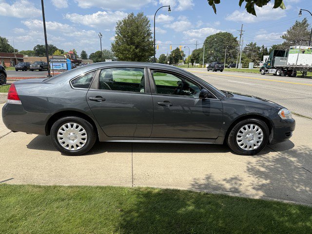 Used 2010 Chevrolet Impala LS image 4