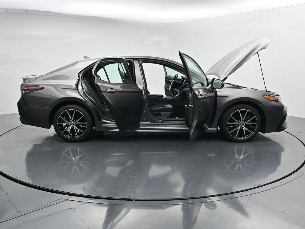 Used 2024 Toyota Camry SE FWD image 41