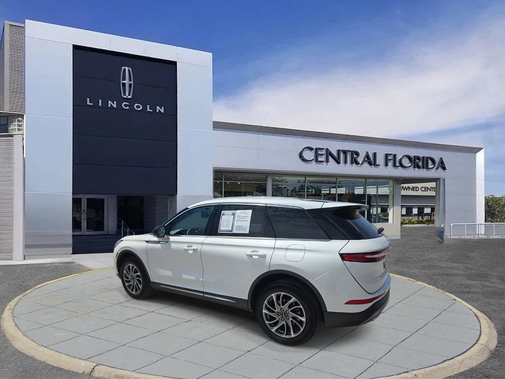 Certified 2022 Lincoln Corsair FWD w/ Equipment Group 101A image 8