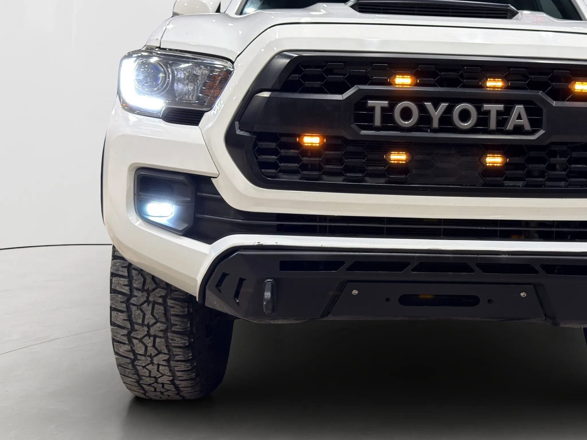 Used 2018 Toyota Tacoma TRD Pro image 30