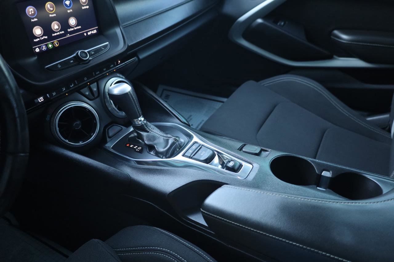 Used 2020 Chevrolet Camaro LT RWD image 10