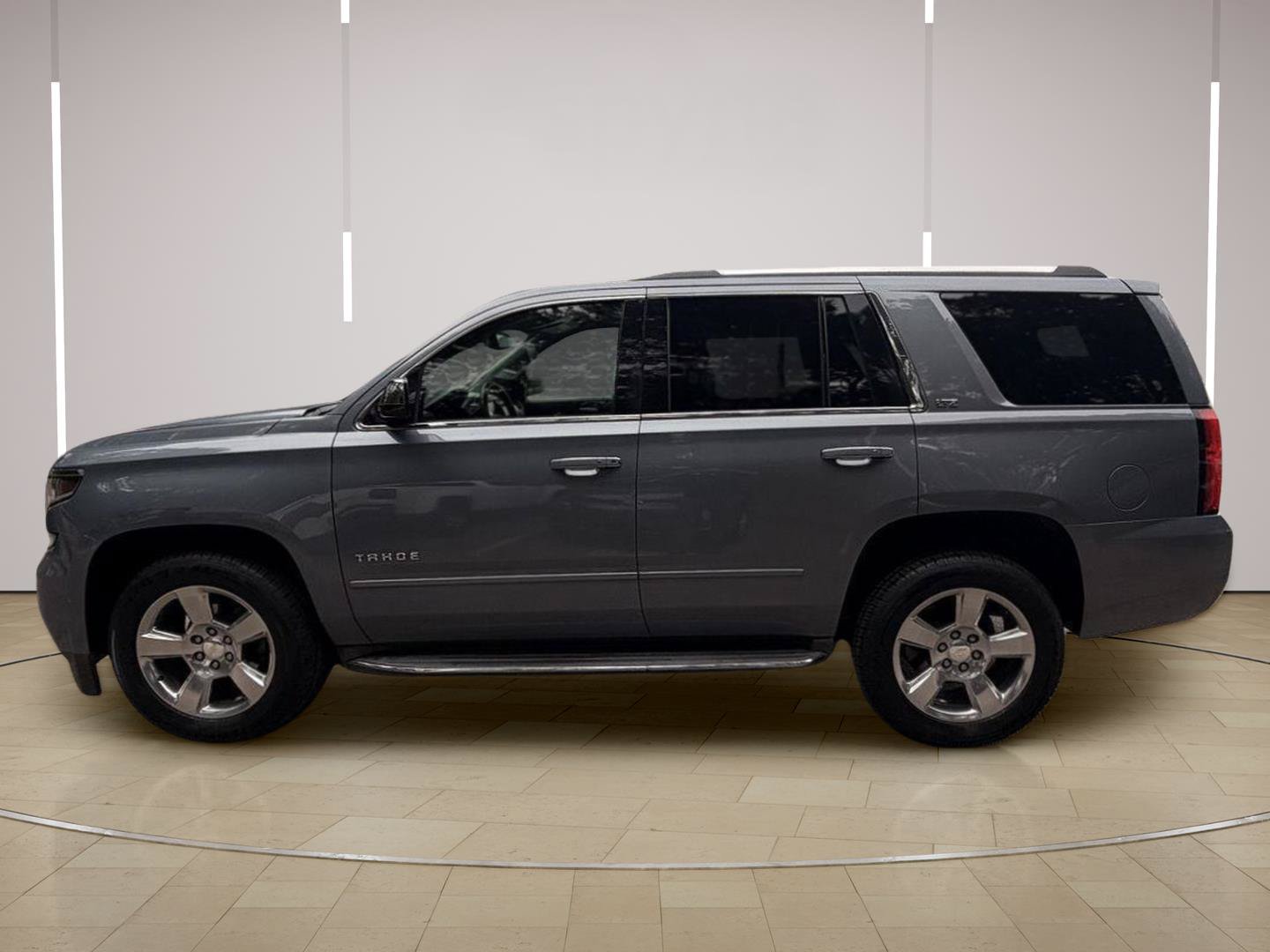 Used 2016 Chevrolet Tahoe LTZ AWD/4WD image 3