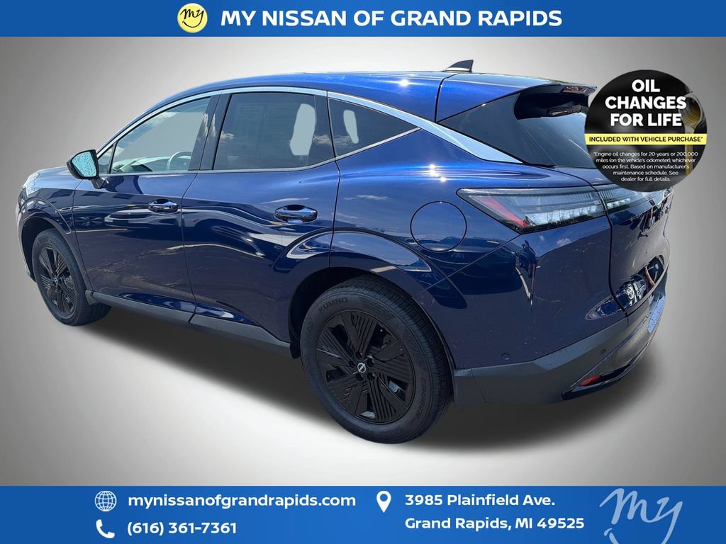 Used 2025 Nissan Murano SV AWD/4WD image 6