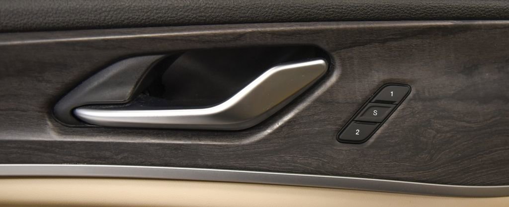 Used 2022 Jeep Grand Cherokee L Limited image 15