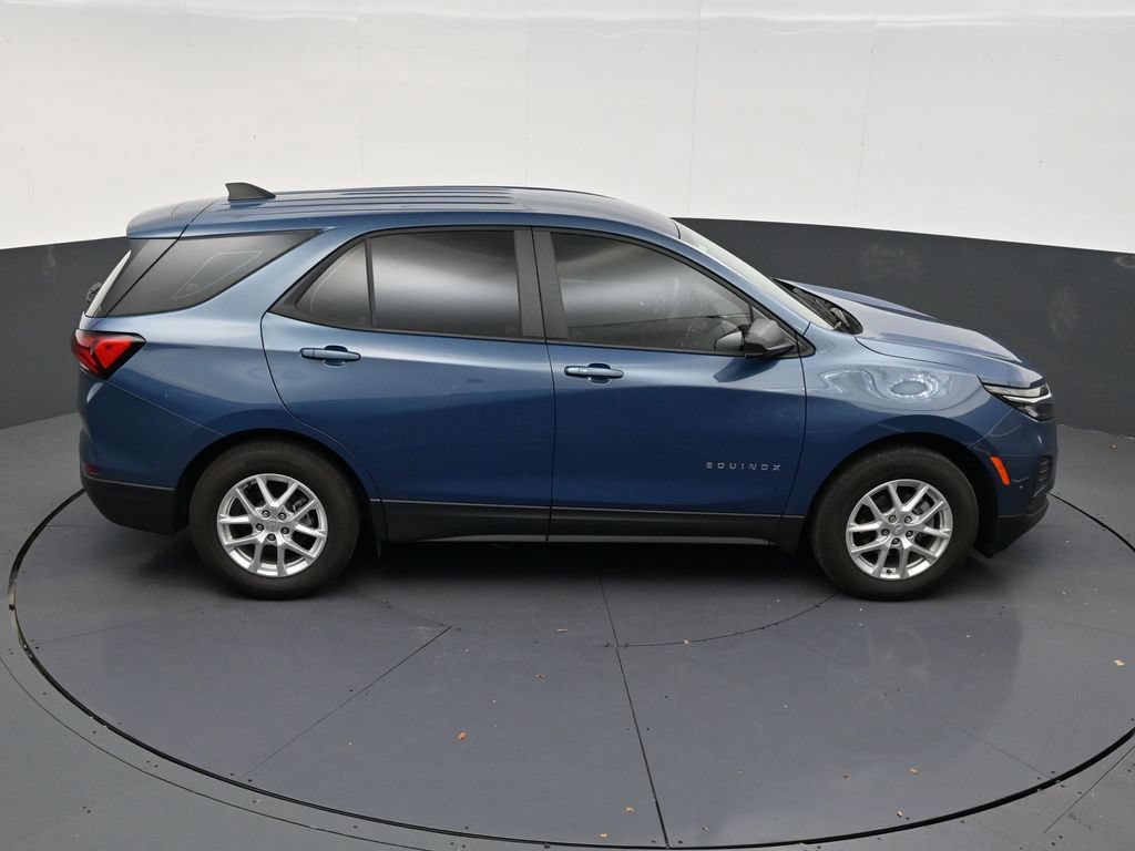 Used 2024 Chevrolet Equinox LS FWD image 17