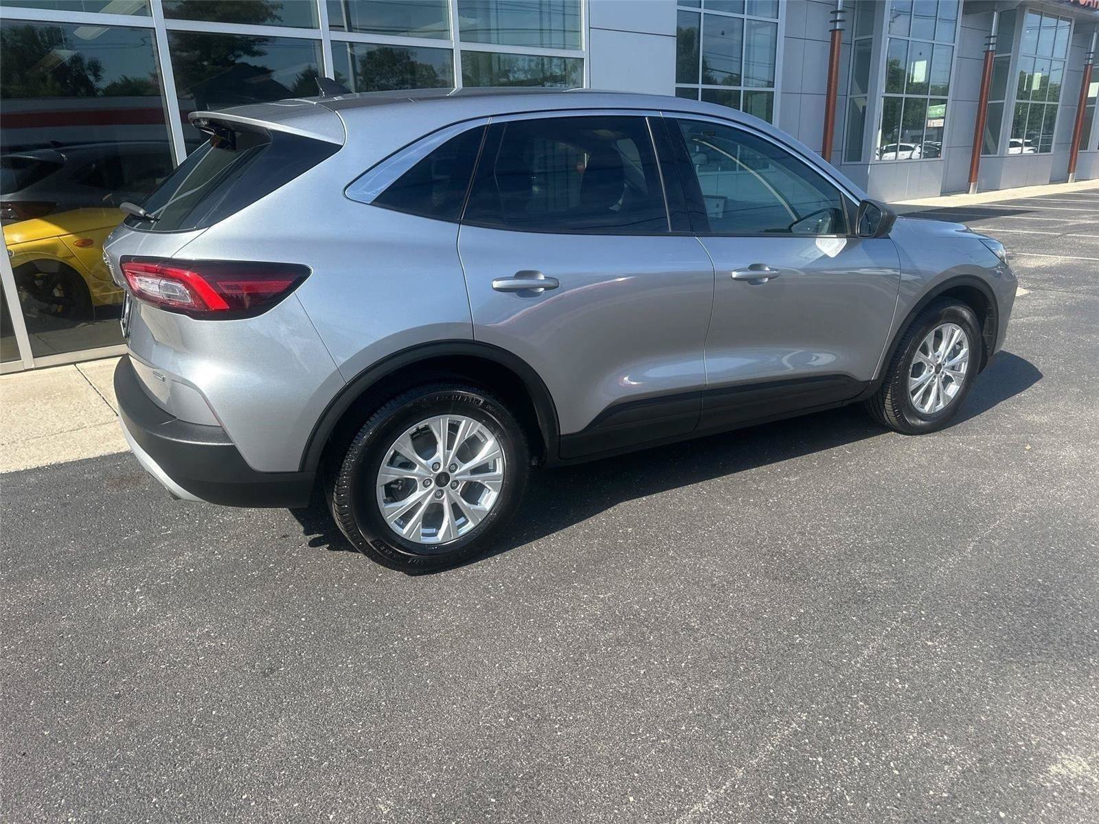 Used 2023 Ford Escape Active FWD video 3