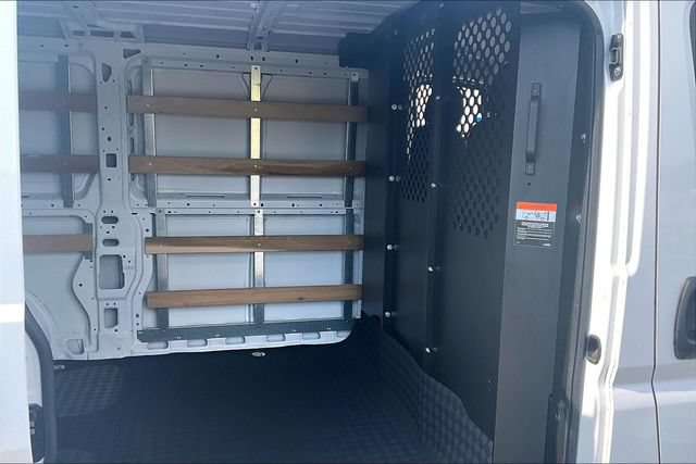 Used 2025 RAM ProMaster 2500 w/ U-Haul Equipment Group FWD image 35