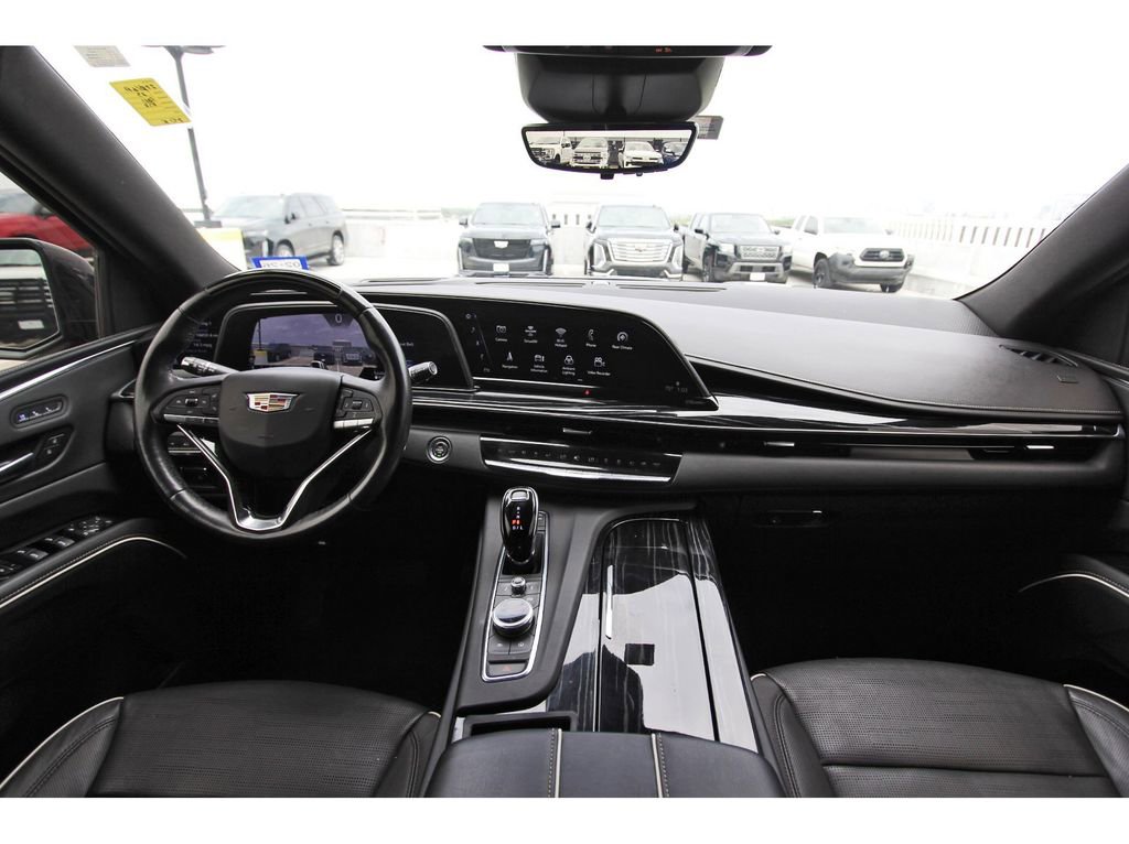 Used 2023 Cadillac Escalade ESV Sport AWD/4WD image 9