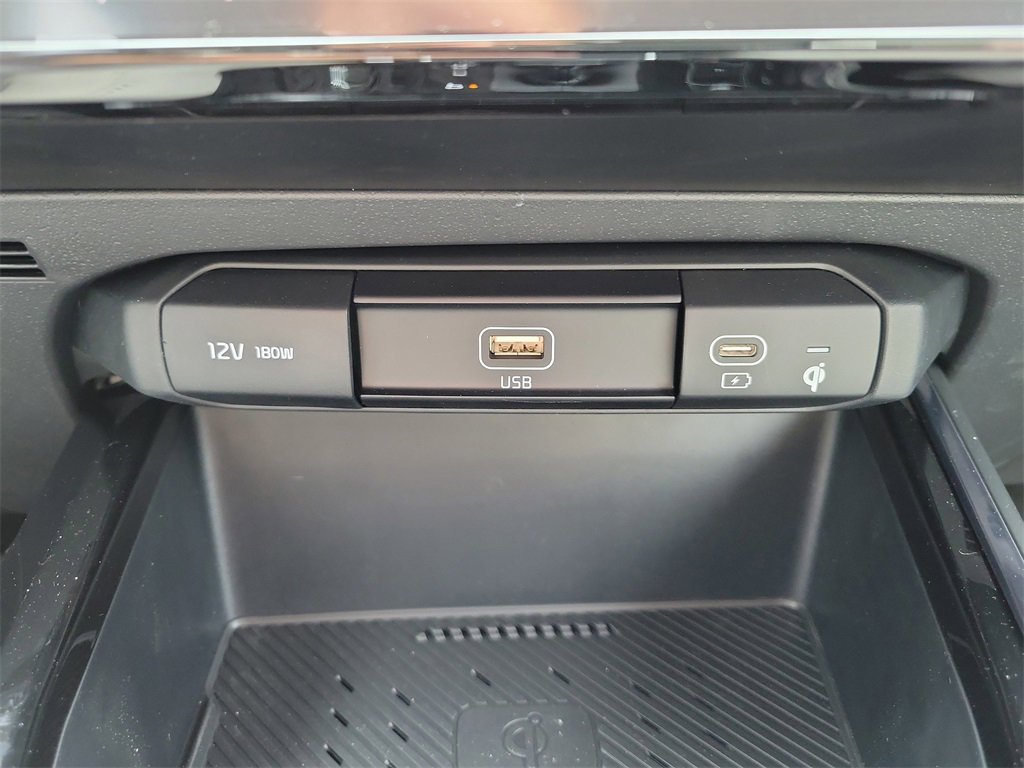 New 2026 Kia Niro EX image 33