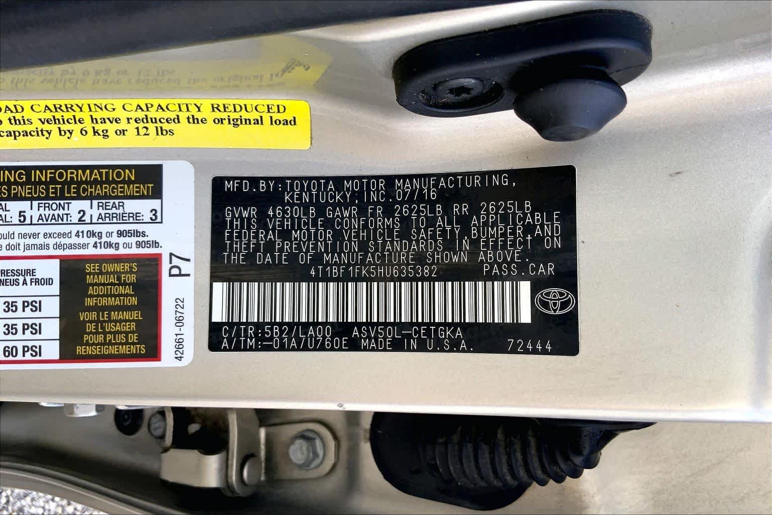 Used 2017 Toyota Camry XLE w/ Moonroof Package FWD image 36
