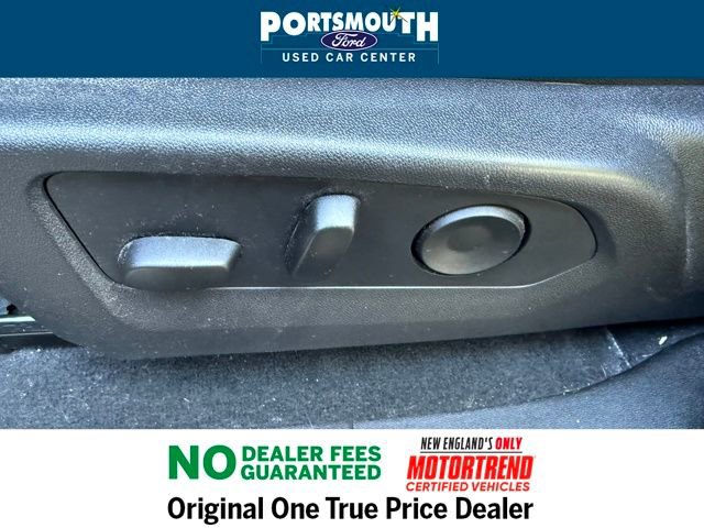 Used 2024 GMC Canyon AT4 image 22