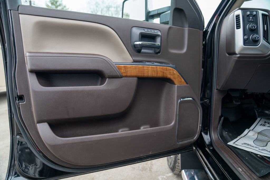 Used 2017 GMC Sierra 2500 SLT image 18