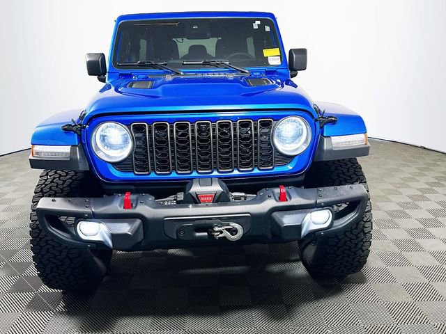 Used 2024 Jeep Wrangler Unlimited Rubicon AWD/4WD image 3