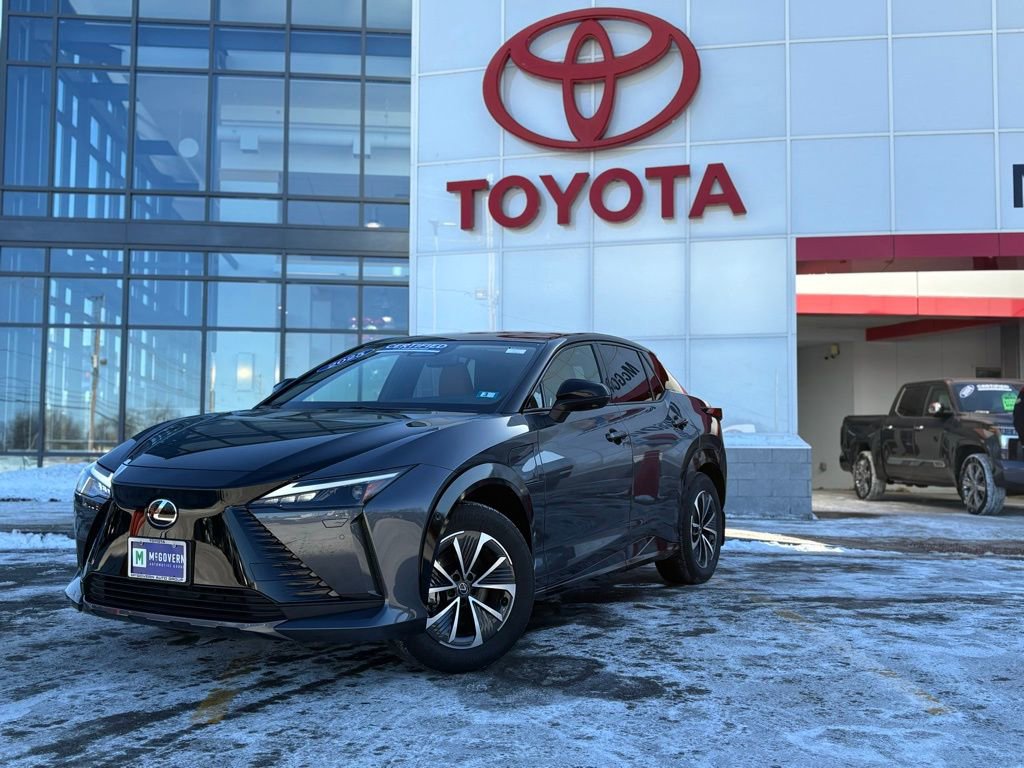 Used 2025 Lexus RZ 450e w/ Technology Package image 1