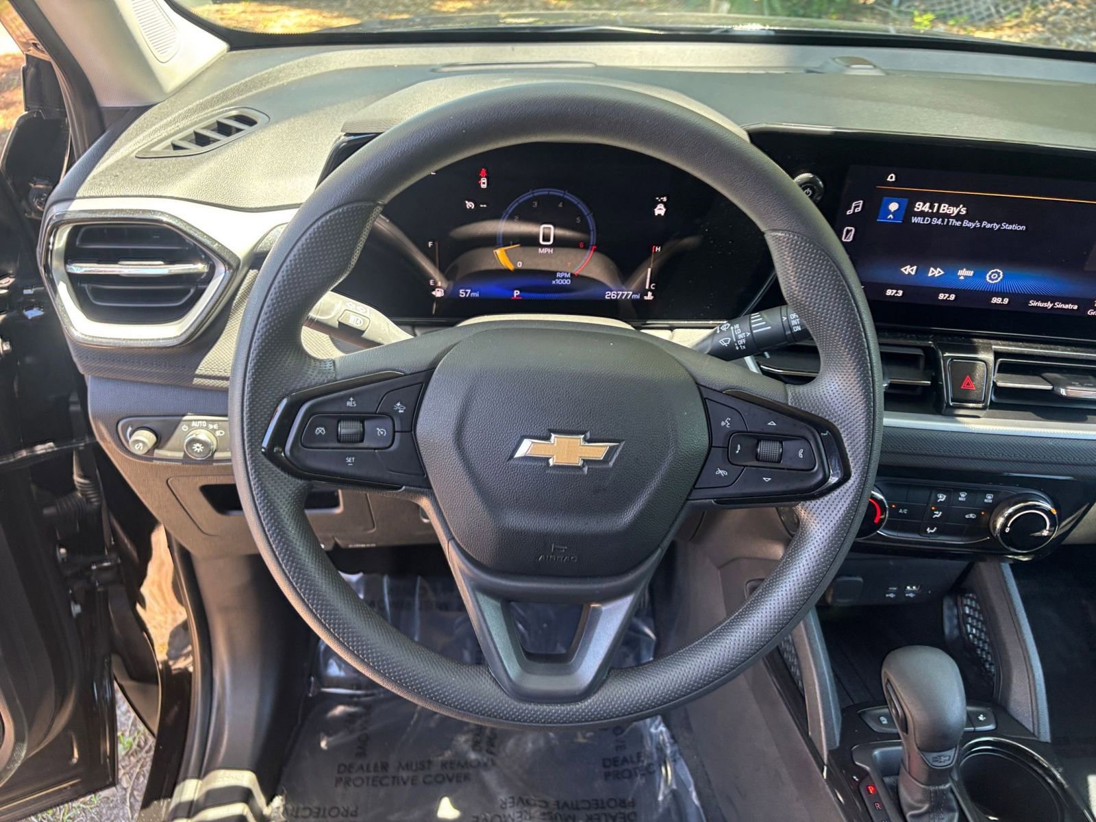 Used 2025 Chevrolet TrailBlazer LT FWD image 29