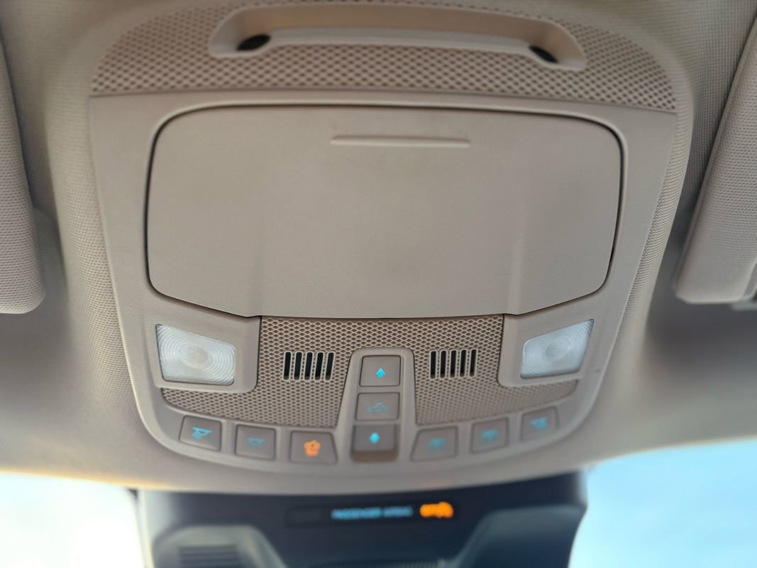 Used 2022 Ford Expedition XLT image 30