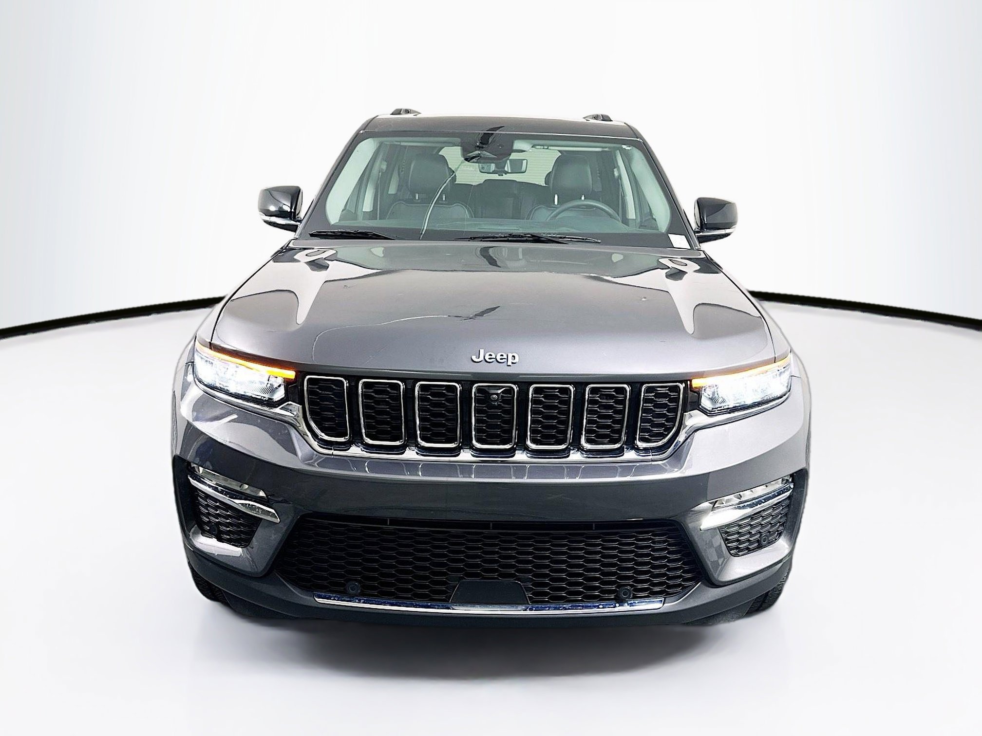 Used 2022 Jeep Grand Cherokee Limited 4xe w/ Luxury Tech Group II image 2