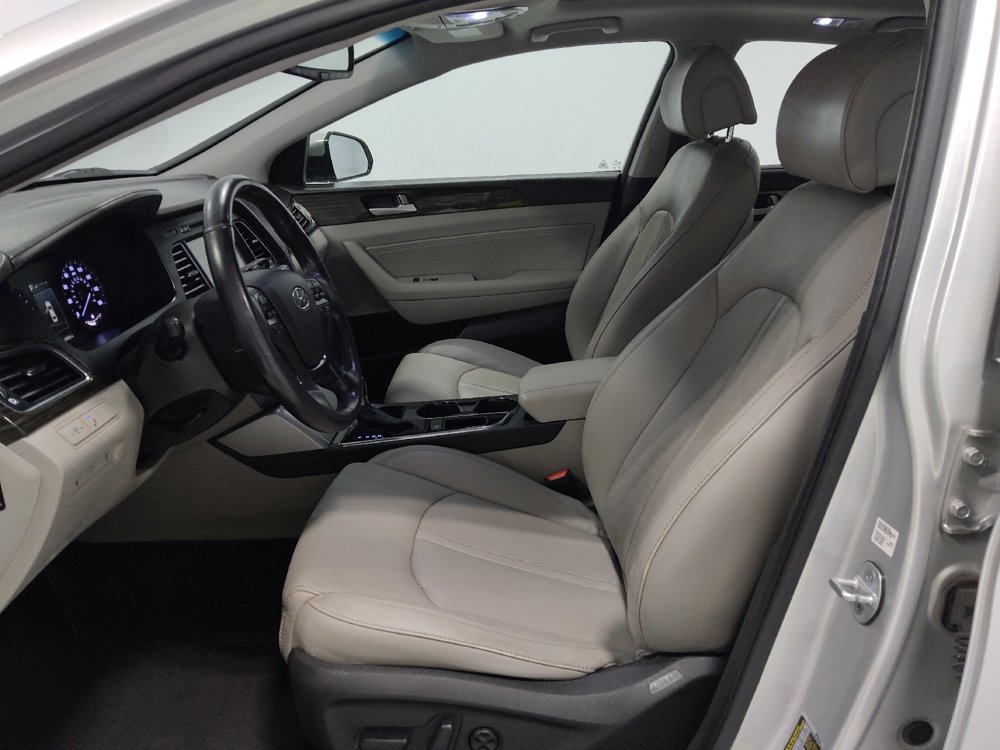 Used 2016 Hyundai Sonata Limited w/ Option Group 04 image 17