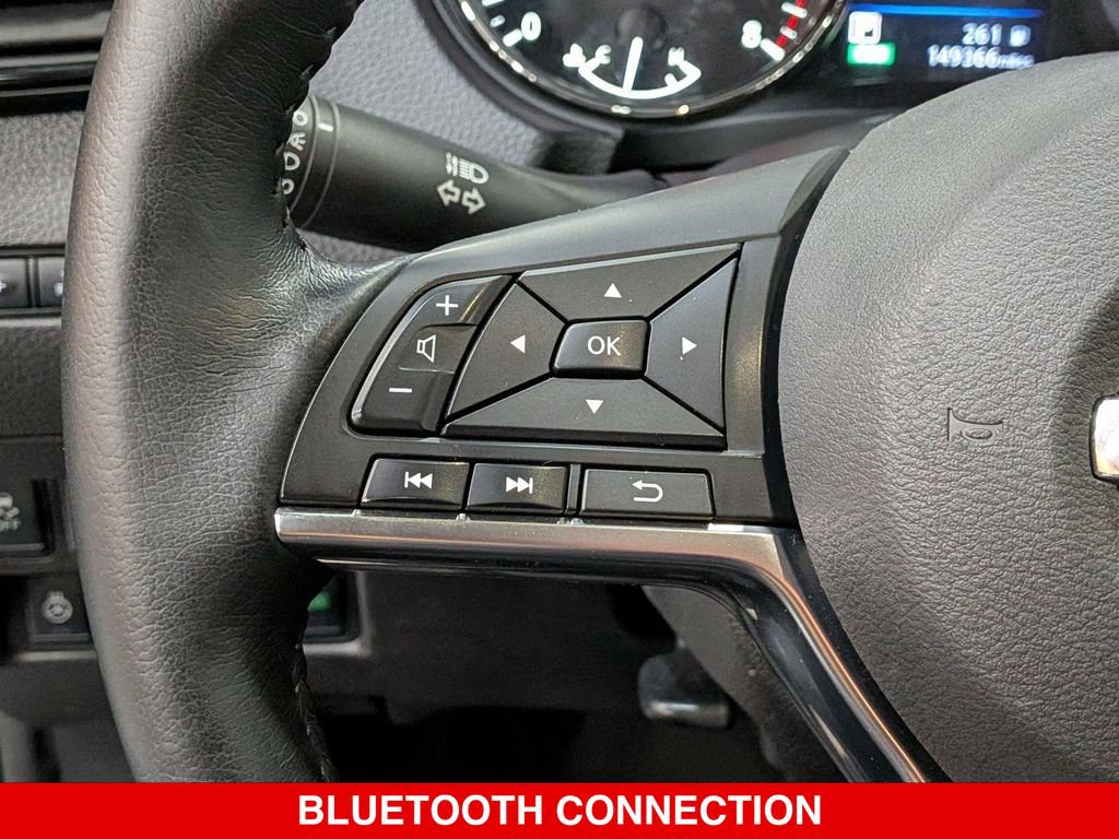 Used 2019 Nissan Rogue SV w/ Sun & Sound Touring Package AWD/4WD image 17