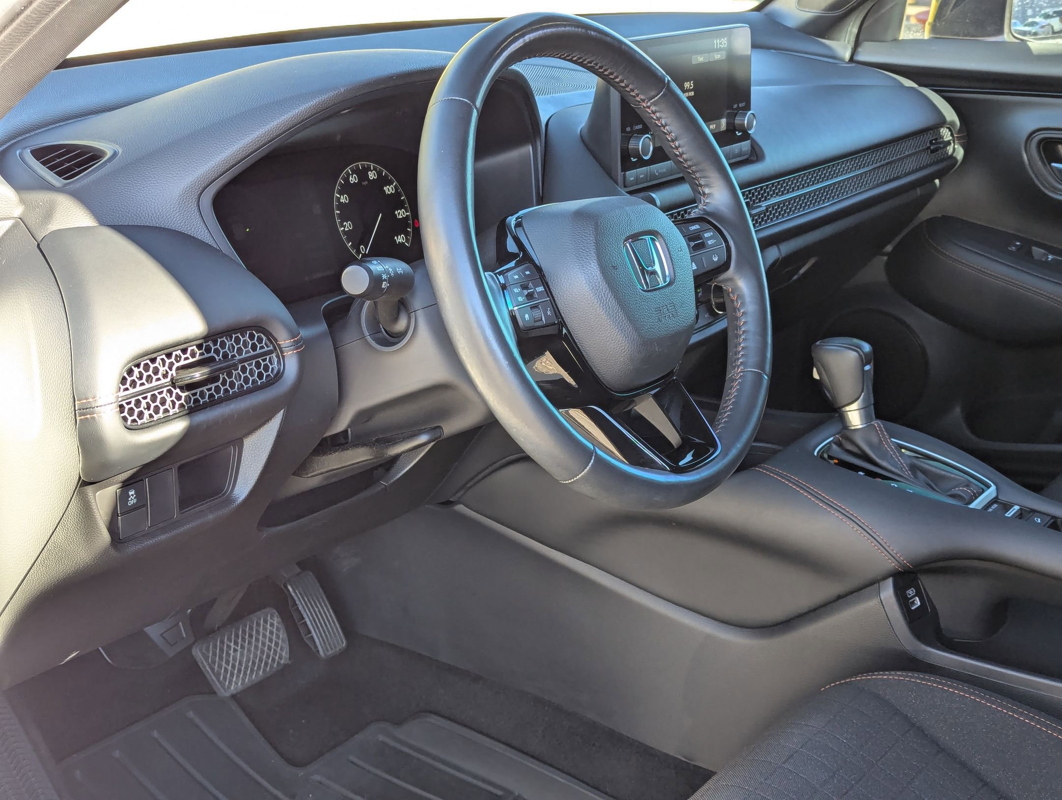 Certified 2023 Honda HR-V Sport image 12