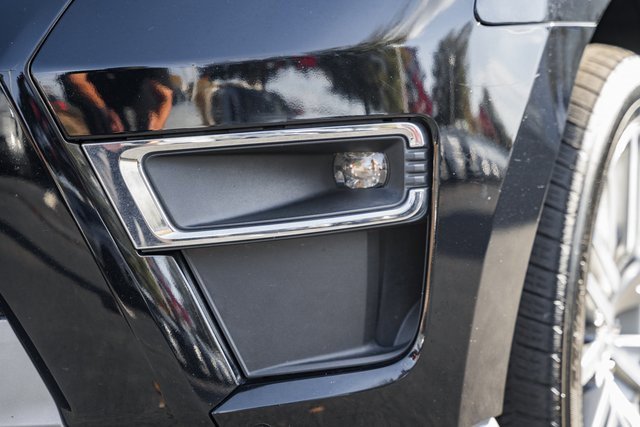 Used 2023 Ford Expedition Max Limited image 16