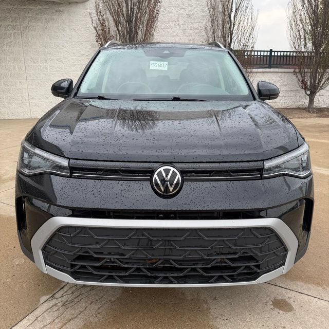 Used 2025 Volkswagen Taos SE AWD/4WD image 8
