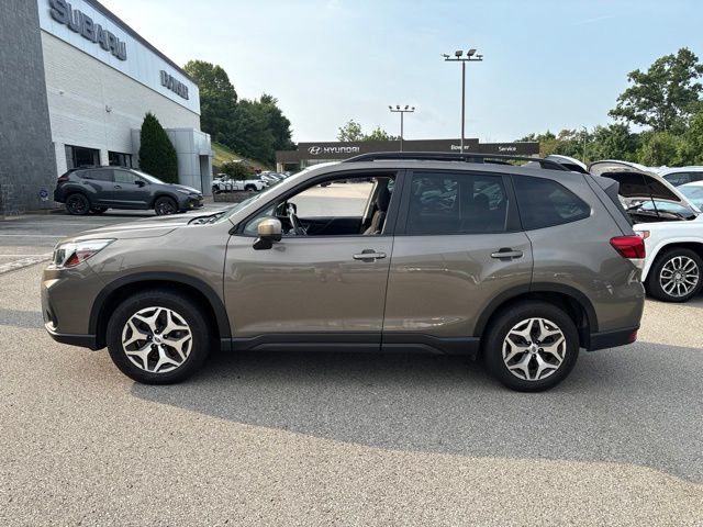 Used 2021 Subaru Forester Premium AWD/4WD image 2