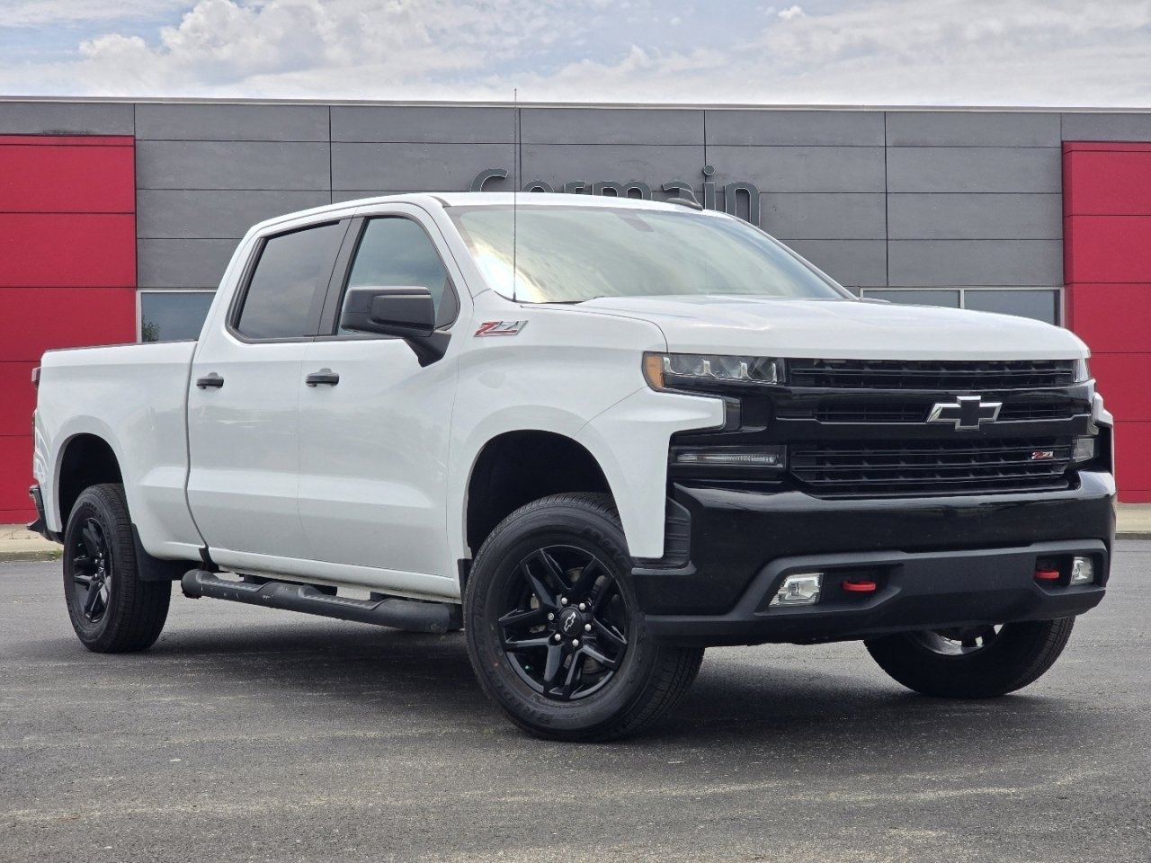 Used 2020 Chevrolet Silverado 1500 LT Trail Boss AWD/4WD image 2