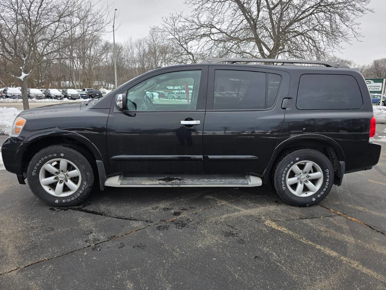 Used 2011 Nissan Armada SV image 5