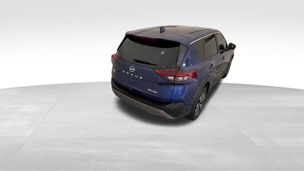 Used 2023 Nissan Rogue SV image 5