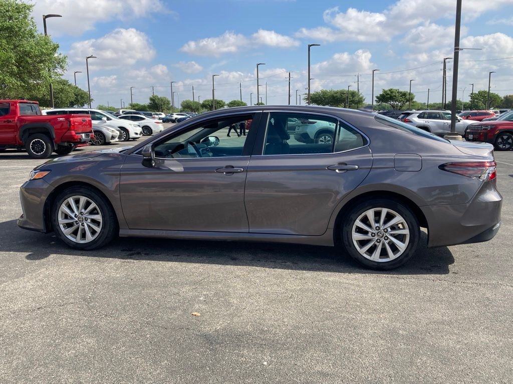 Used 2023 Toyota Camry LE w/ Convenience Package image 8