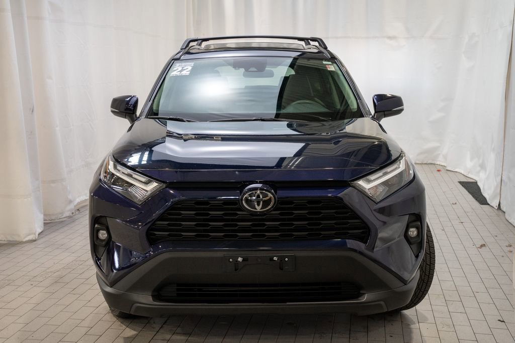 Used 2023 Toyota RAV4 XLE Premium image 3