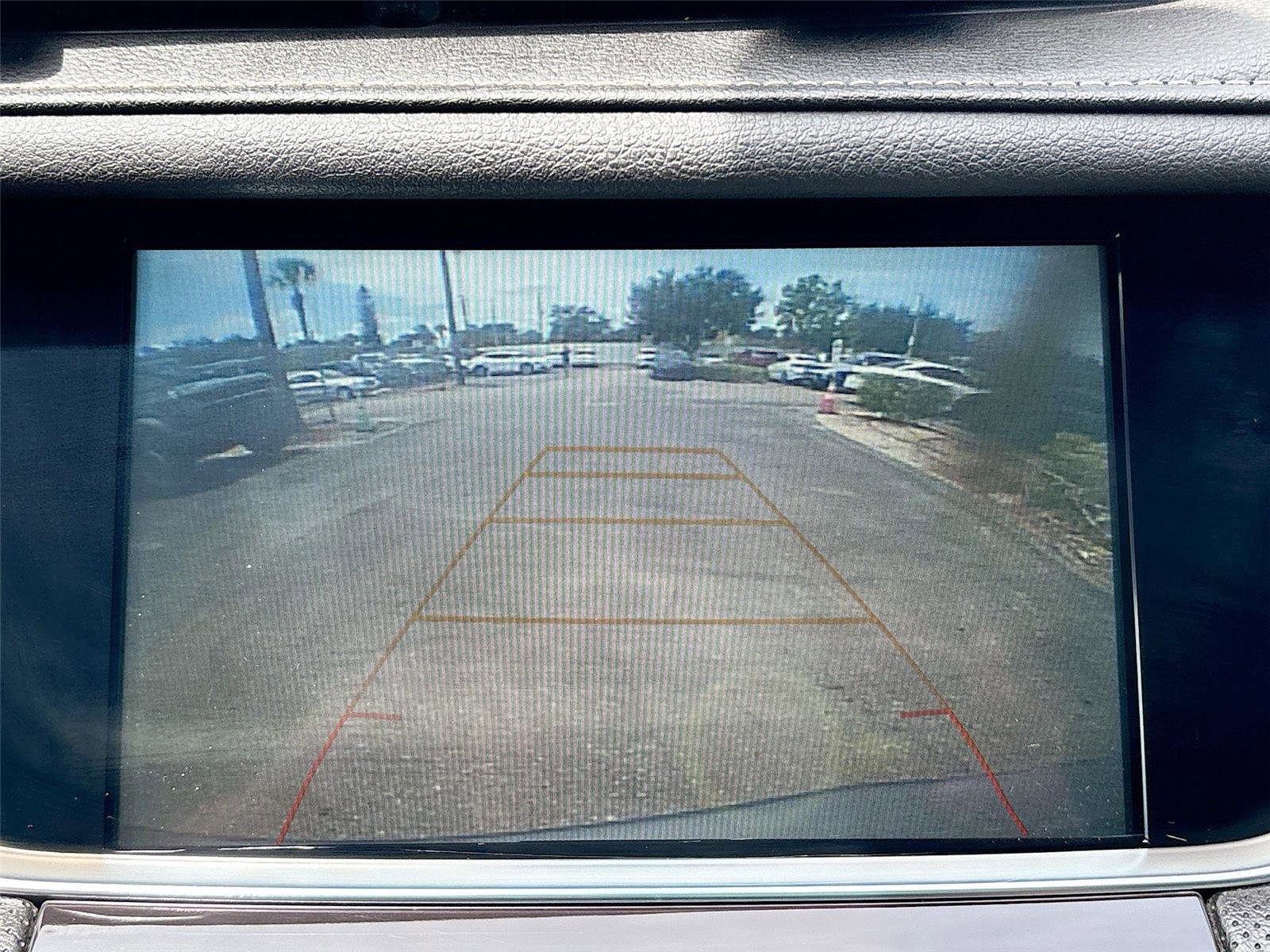 Used 2018 Cadillac XT5 Luxury w/ Driver Awareness Package image 14