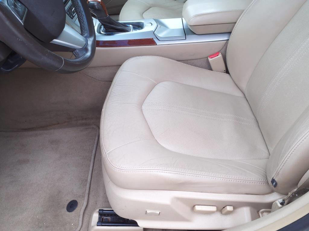 Used 2012 Cadillac CTS Luxury image 12