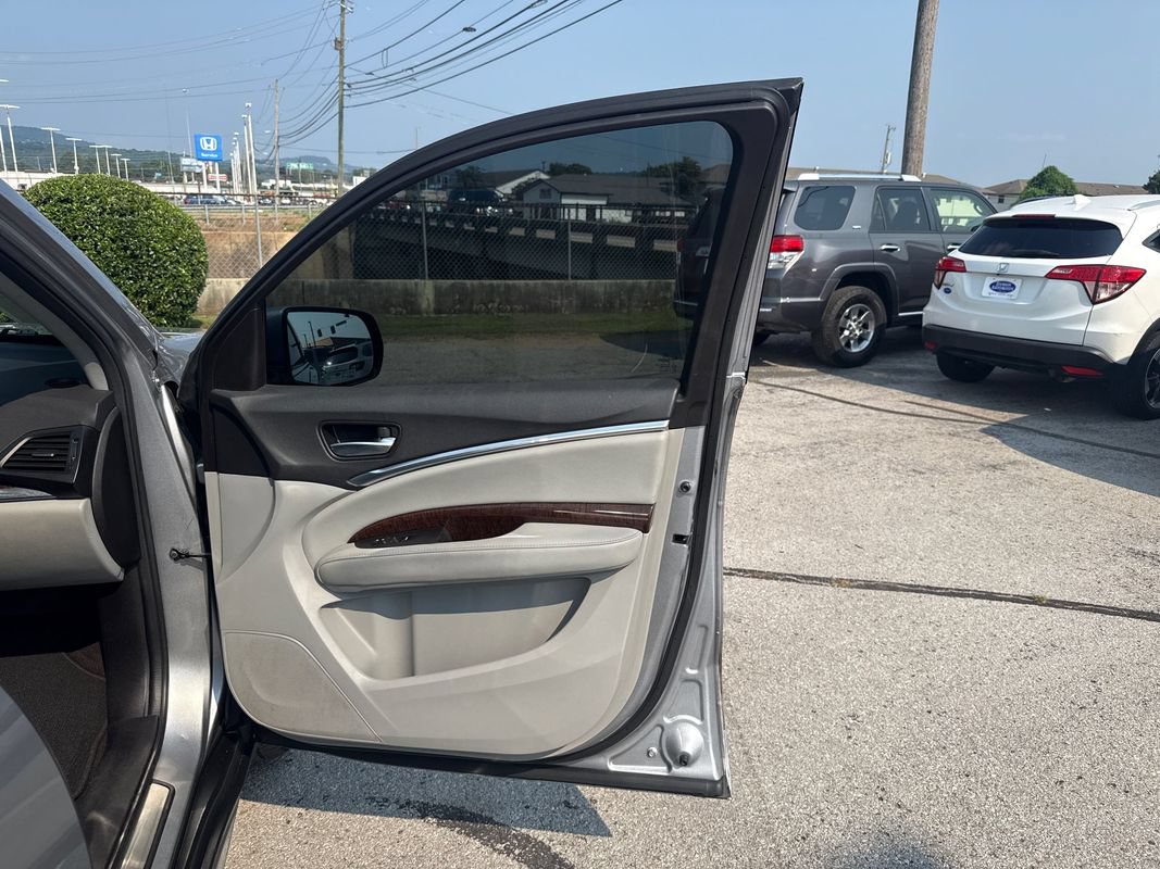 Used 2020 Acura MDX SH-AWD image 18