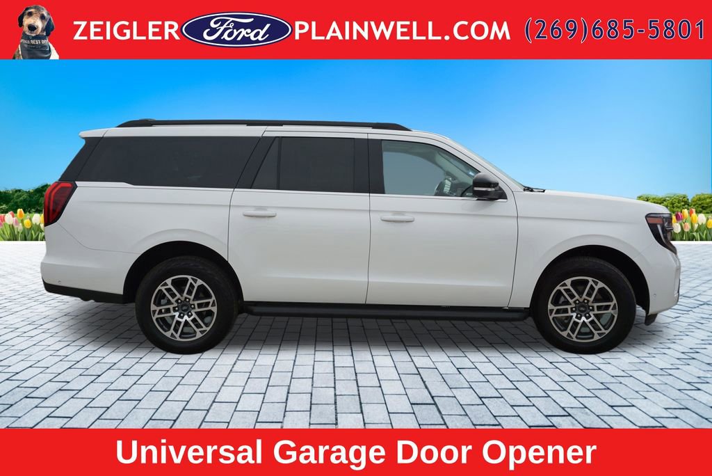 Used 2025 Ford Expedition Max Active AWD/4WD image 6