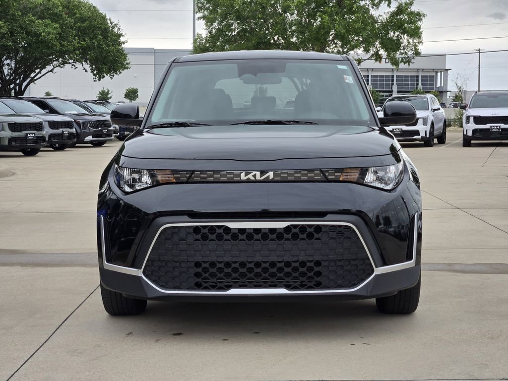 Certified 2023 Kia Soul LX w/ LX Technology Package FWD image 11