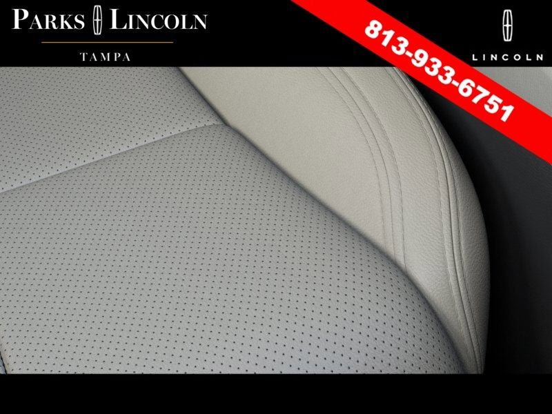 New 2025 Lincoln Aviator Reserve w/ Equipment Group 201A AWD/4WD image 16