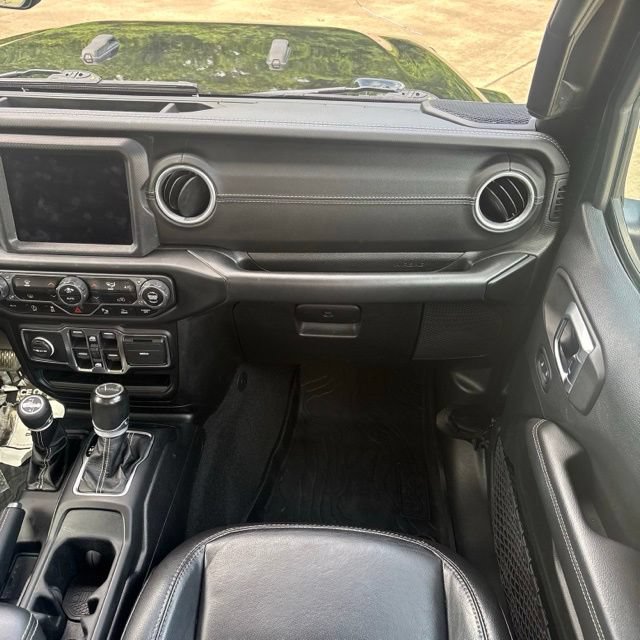 Used 2020 Jeep Gladiator Overland AWD/4WD image 19