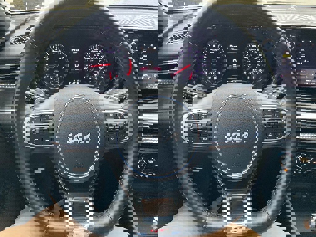 Used 2022 Kia K5 GT image 14