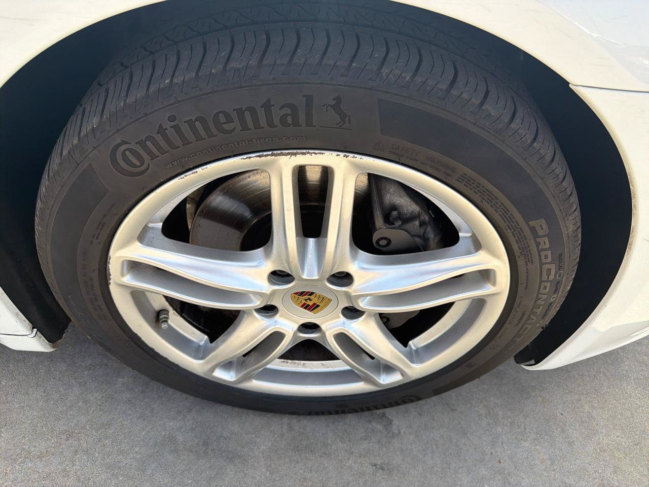Used 2015 Porsche Panamera 4 AWD/4WD image 43