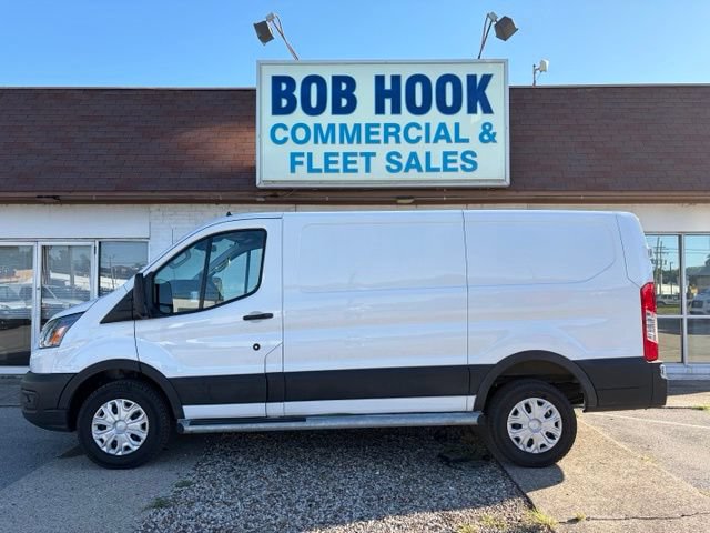 Used 2025 Ford Transit 250 Low Roof w/ Exterior Upgrade Package RWD image 27