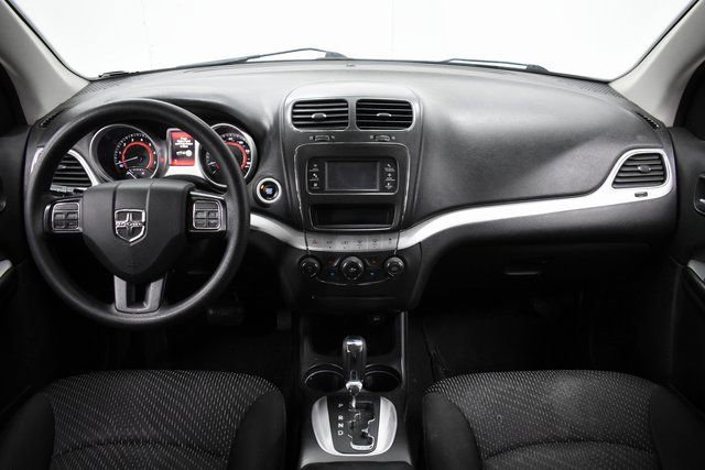 Used 2020 Dodge Journey SE image 15